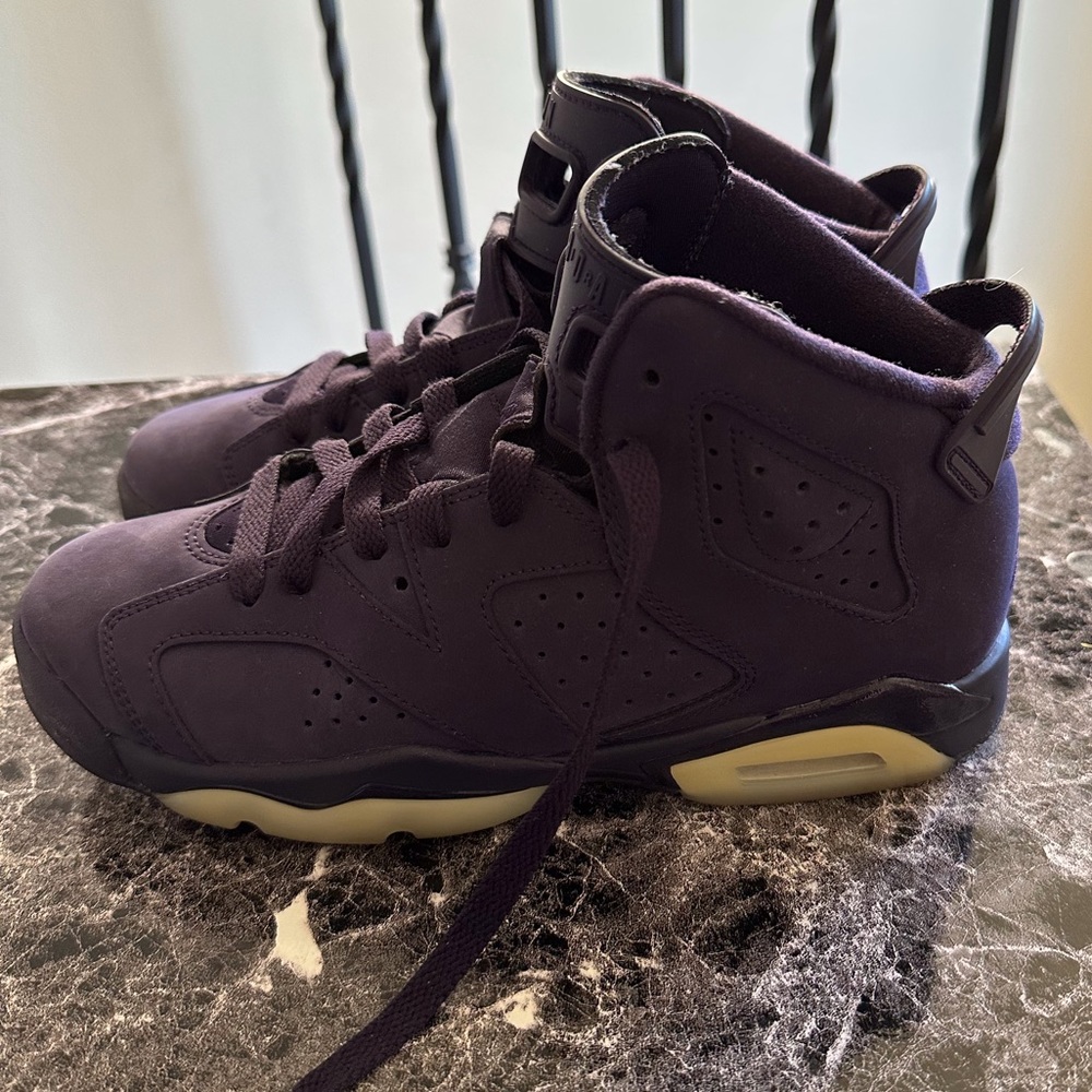 Jordan 6 Retro- Purple Dynasty